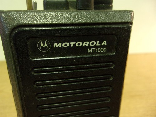 Motorola mt1000 portable radio - motorola,